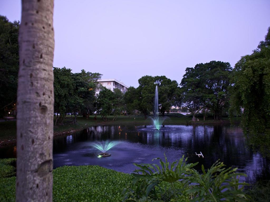 Hotel Club Wyndham Palm-Aire Pompano Beach Esterno foto